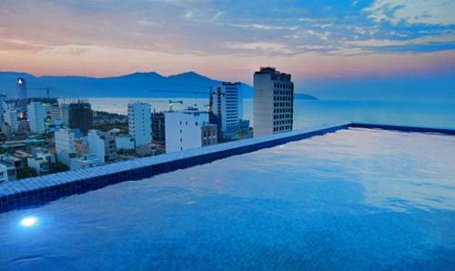 sea queen hotel