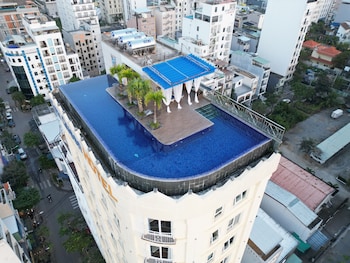 sea queen hotel