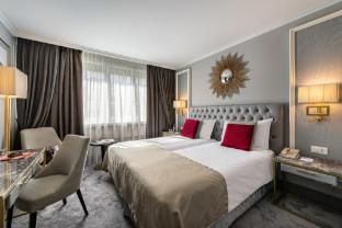hotel royal