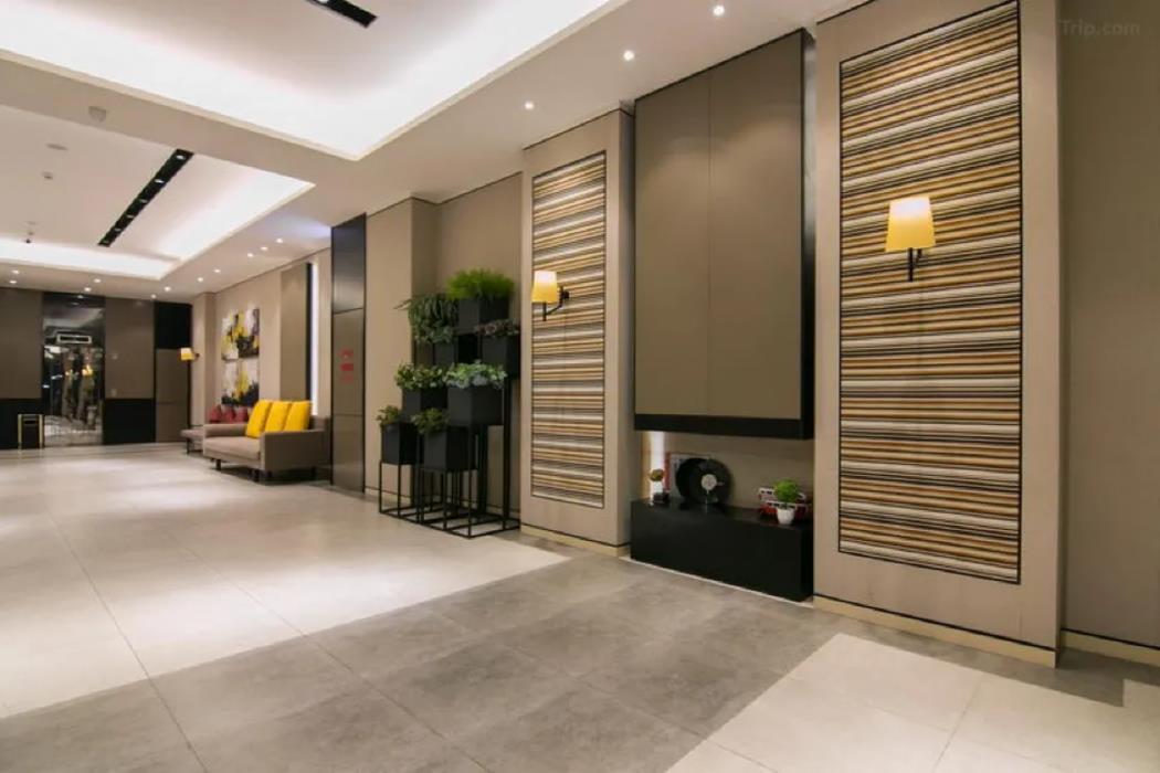 home inn plus kunshan beimen road jiufangcheng