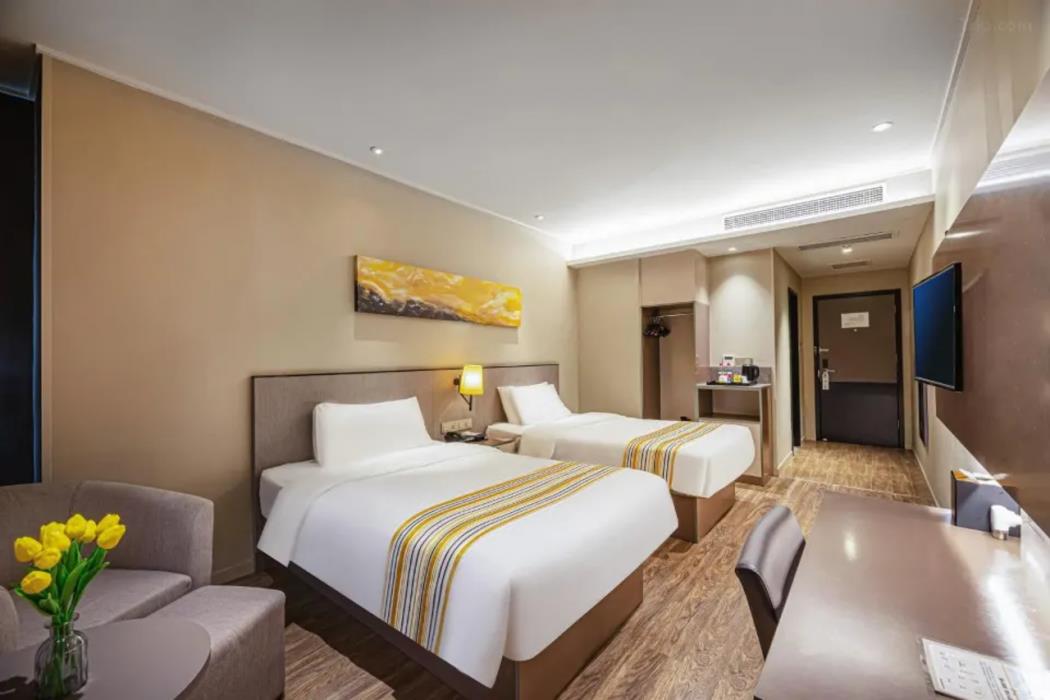 home inn plus kunshan beimen road jiufangcheng
