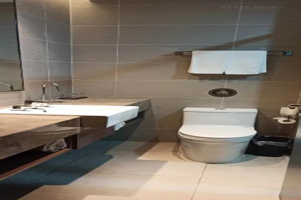 home inn plus kunshan beimen road jiufangcheng