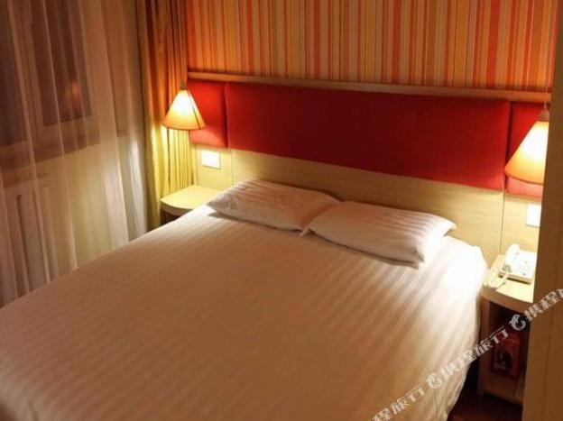home inn dacheng hongmu furniture city