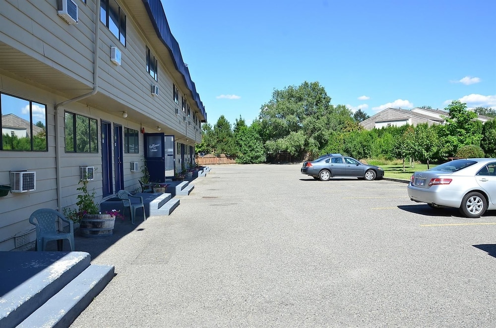 Canadas Best Value Inn Kelowna,Kelowna>>British Columbia,2 star
