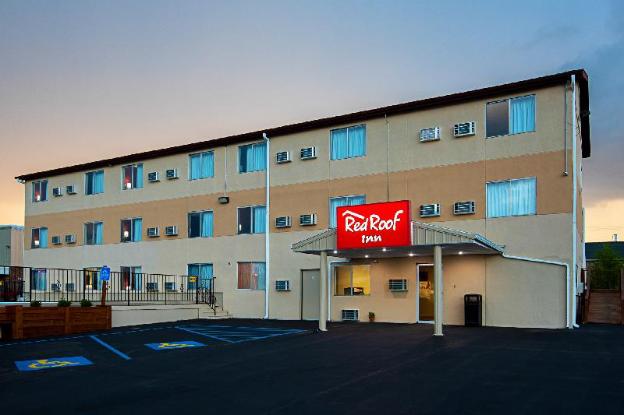 red roof inn cameron