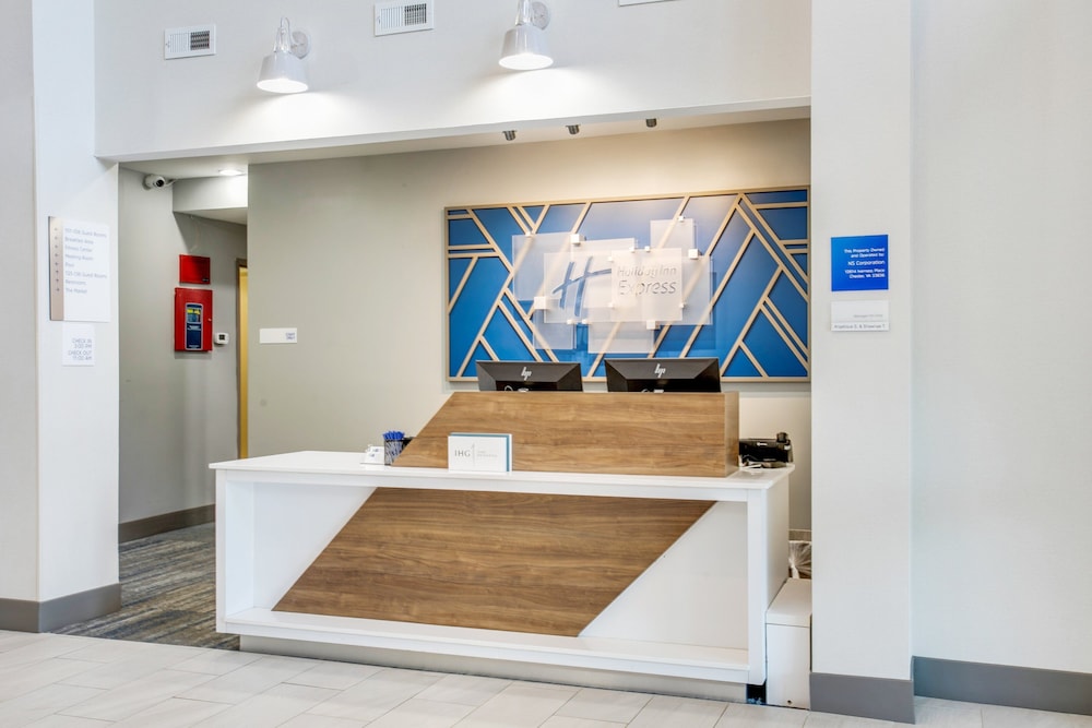 holiday inn express gloucester by ihg