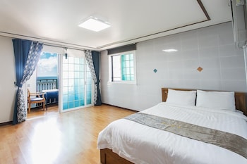 jeju view of sea pension