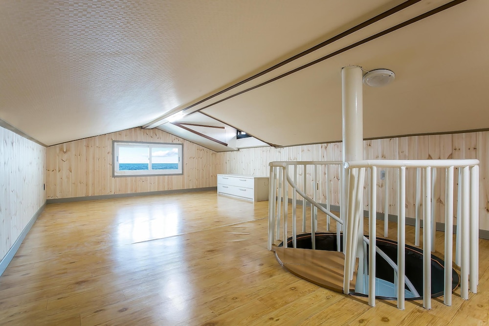 jeju view of sea pension