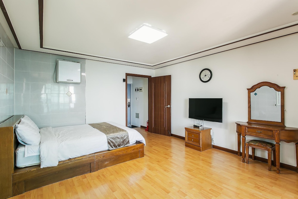 jeju view of sea pension