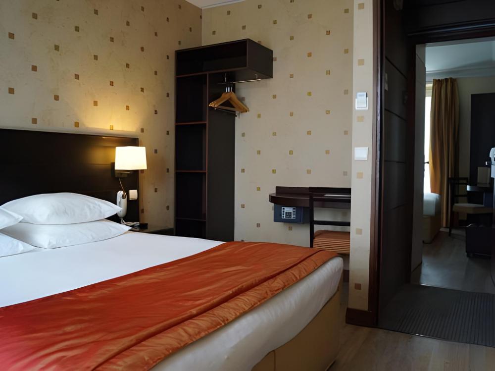 hotel de lexposition tour eiffel