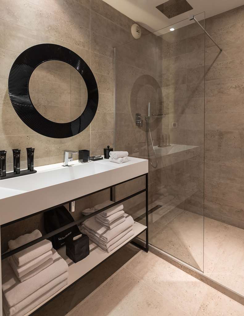 residence and spa le prince regent