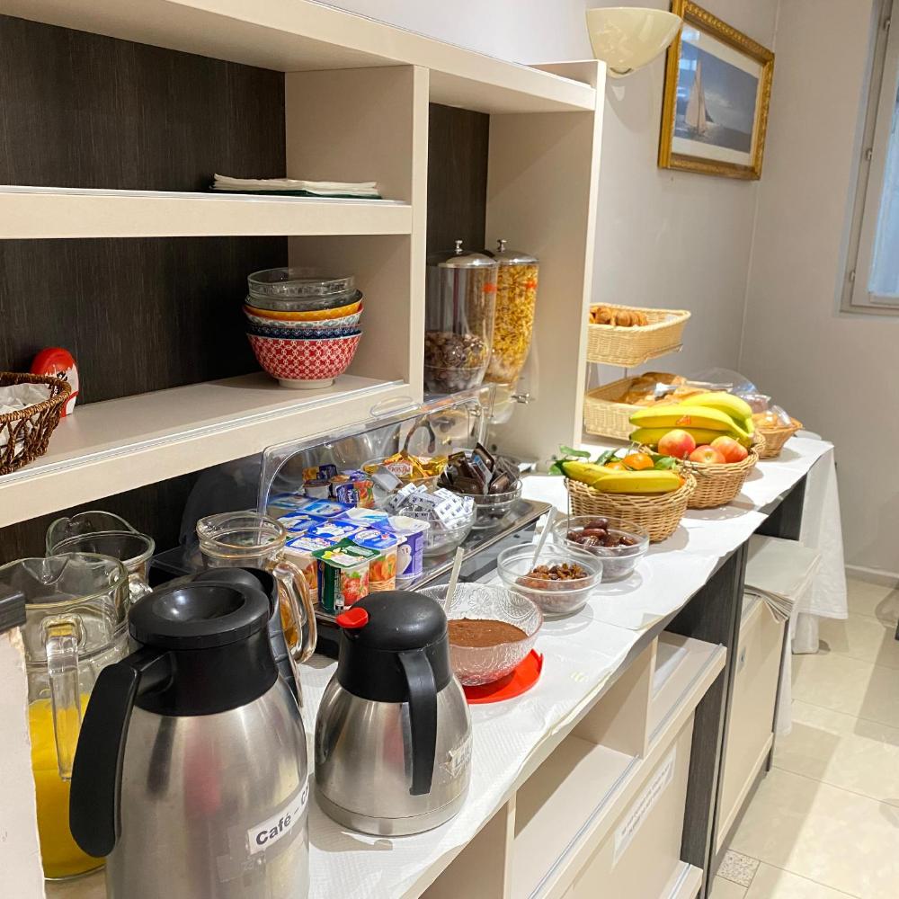 hotel bellevue paris montmartre