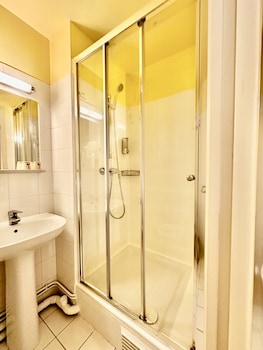 hotel bellevue paris montmartre