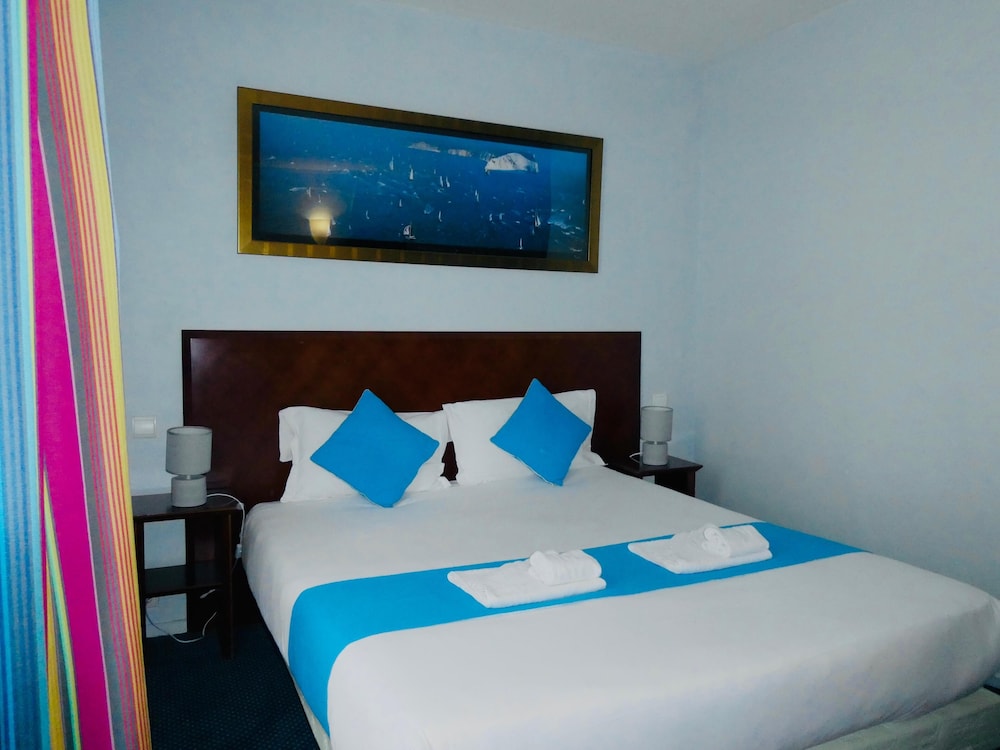 hotel bellevue paris montmartre