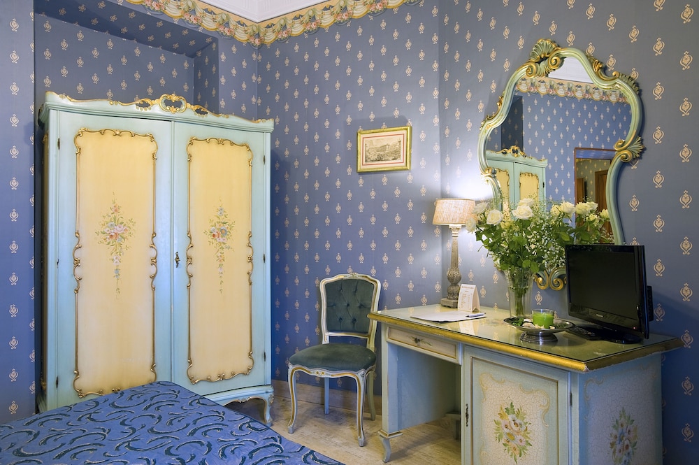 villa s lorenzo adults only
