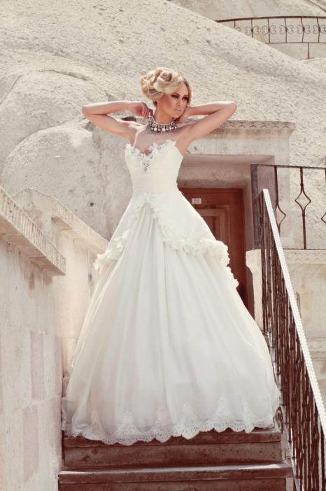 nature park cave hotel