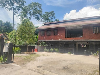 audi guest house