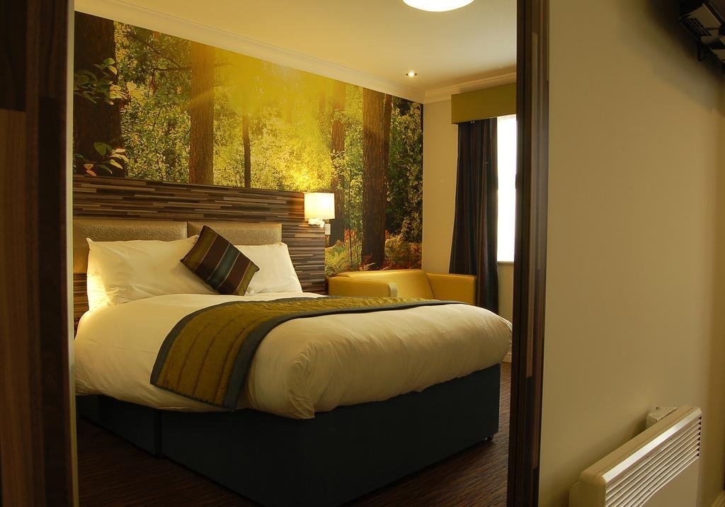 diamond lodge adults only