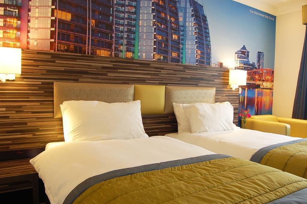 diamond lodge adults only