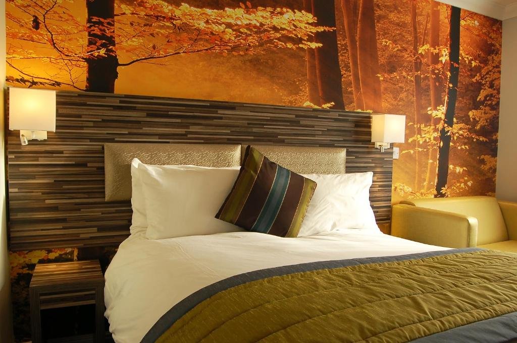 diamond lodge adults only