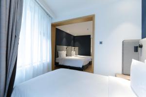 holiday inn express jiuzhaigou an ihg hotel
