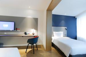 holiday inn express jiuzhaigou an ihg hotel