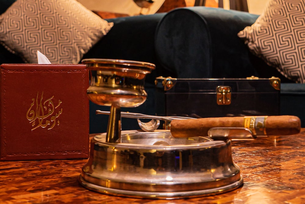 shemsmoon suites and spa