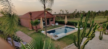 shemsmoon suites and spa