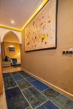 shemsmoon suites and spa