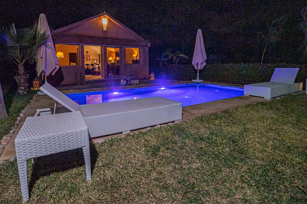 shemsmoon suites and spa