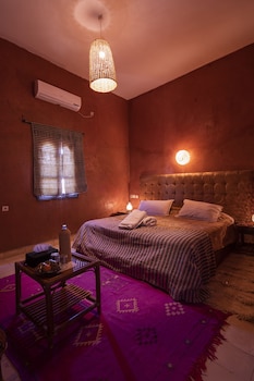 kasbah sahara services hotel