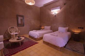 kasbah sahara services hotel