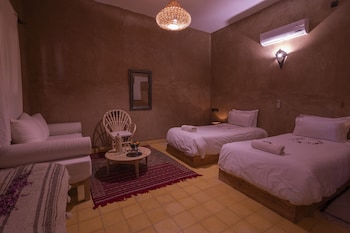 kasbah sahara services hotel