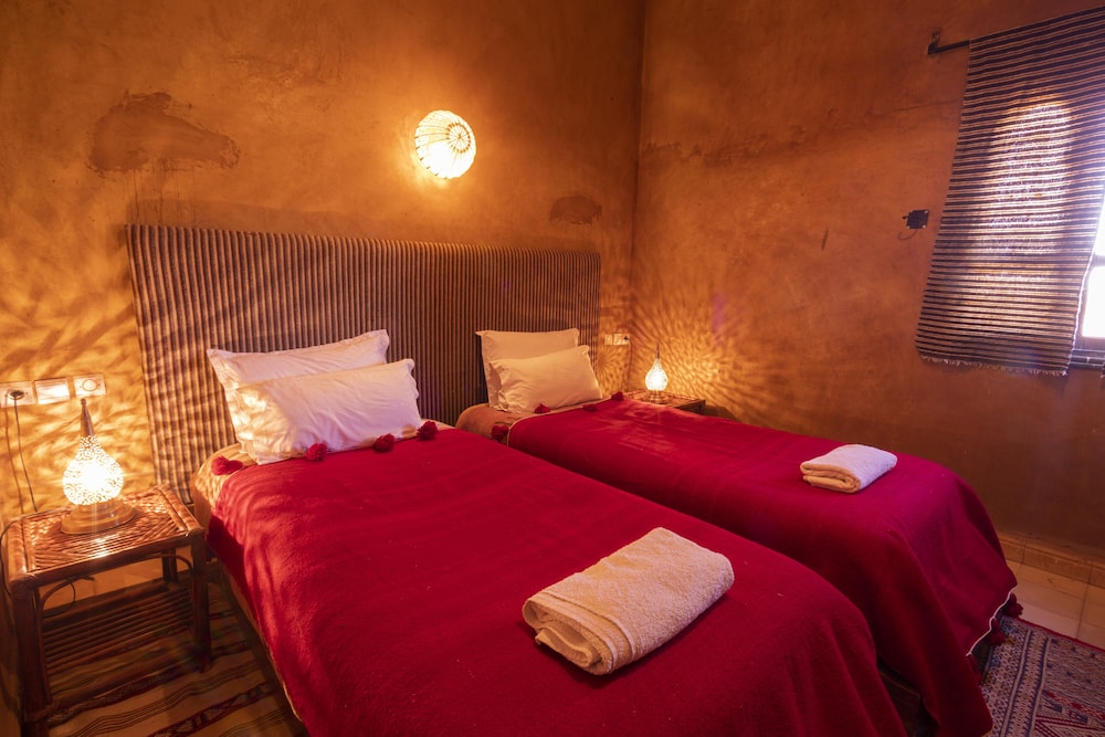 kasbah sahara services hotel