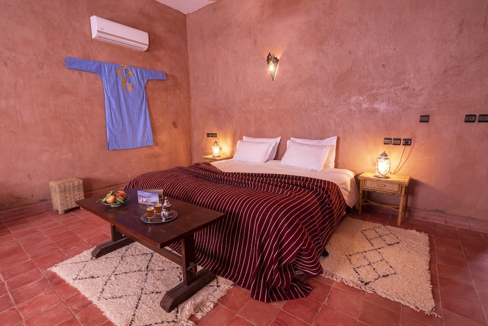 kasbah sahara services hotel