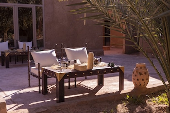 kasbah sahara services hotel