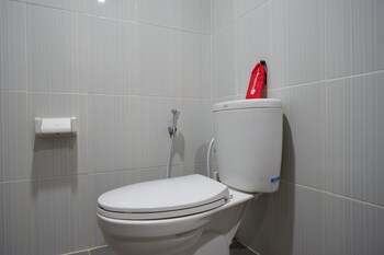 reddoorz jalan jenderal sudirman palopo