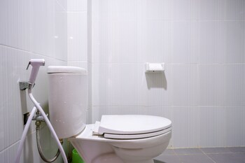 reddoorz jalan jenderal sudirman palopo