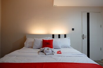 reddoorz jalan jenderal sudirman palopo