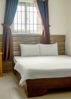 hong anh hotel