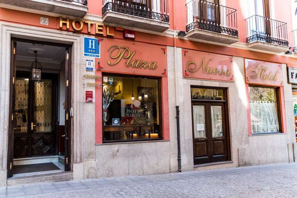 hotel plaza nueva