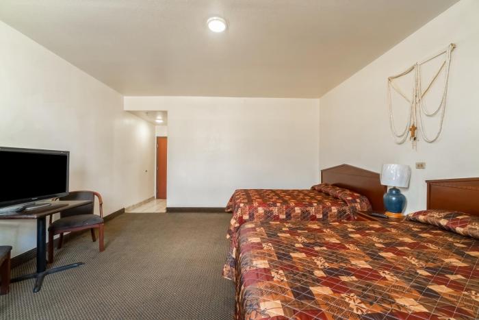 colonial hotel