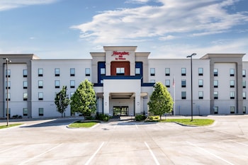 hampton inn omaha west dodge road old mill