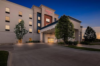 hampton inn omaha west dodge road old mill