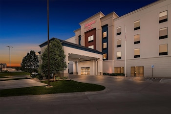 hampton inn omaha west dodge road old mill
