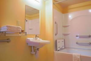 regal inn coffeyville