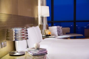 renaissance chengdu hotel