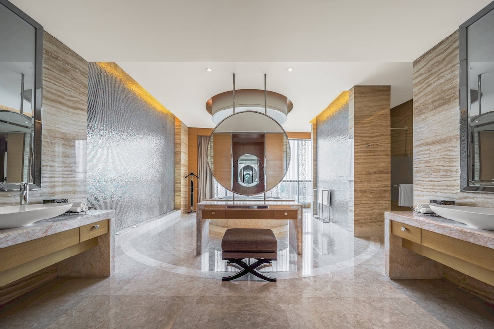 renaissance chengdu hotel