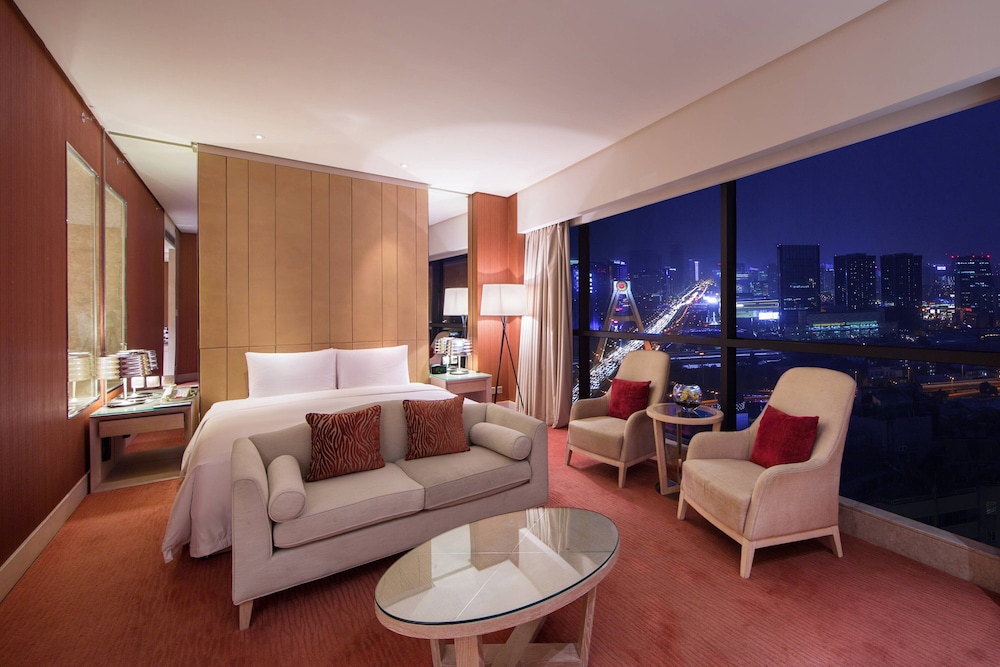 renaissance chengdu hotel
