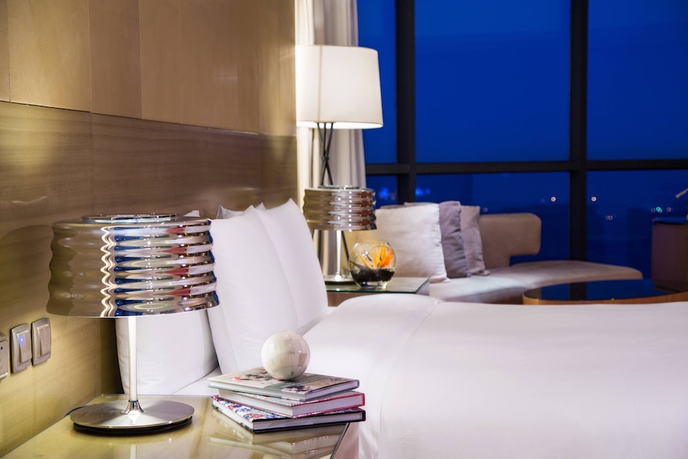 renaissance chengdu hotel